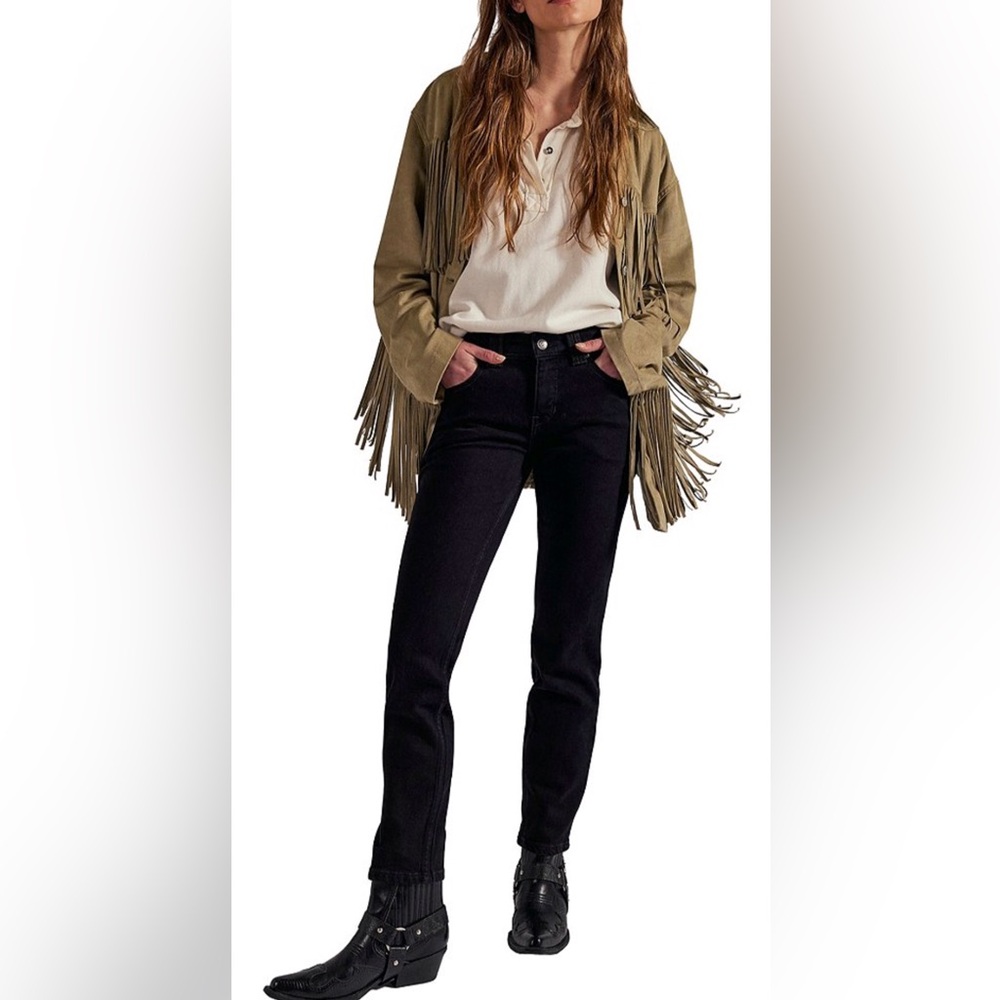 NWT....Free People We The Free Oracle Low Rise Slim Straight Jeans